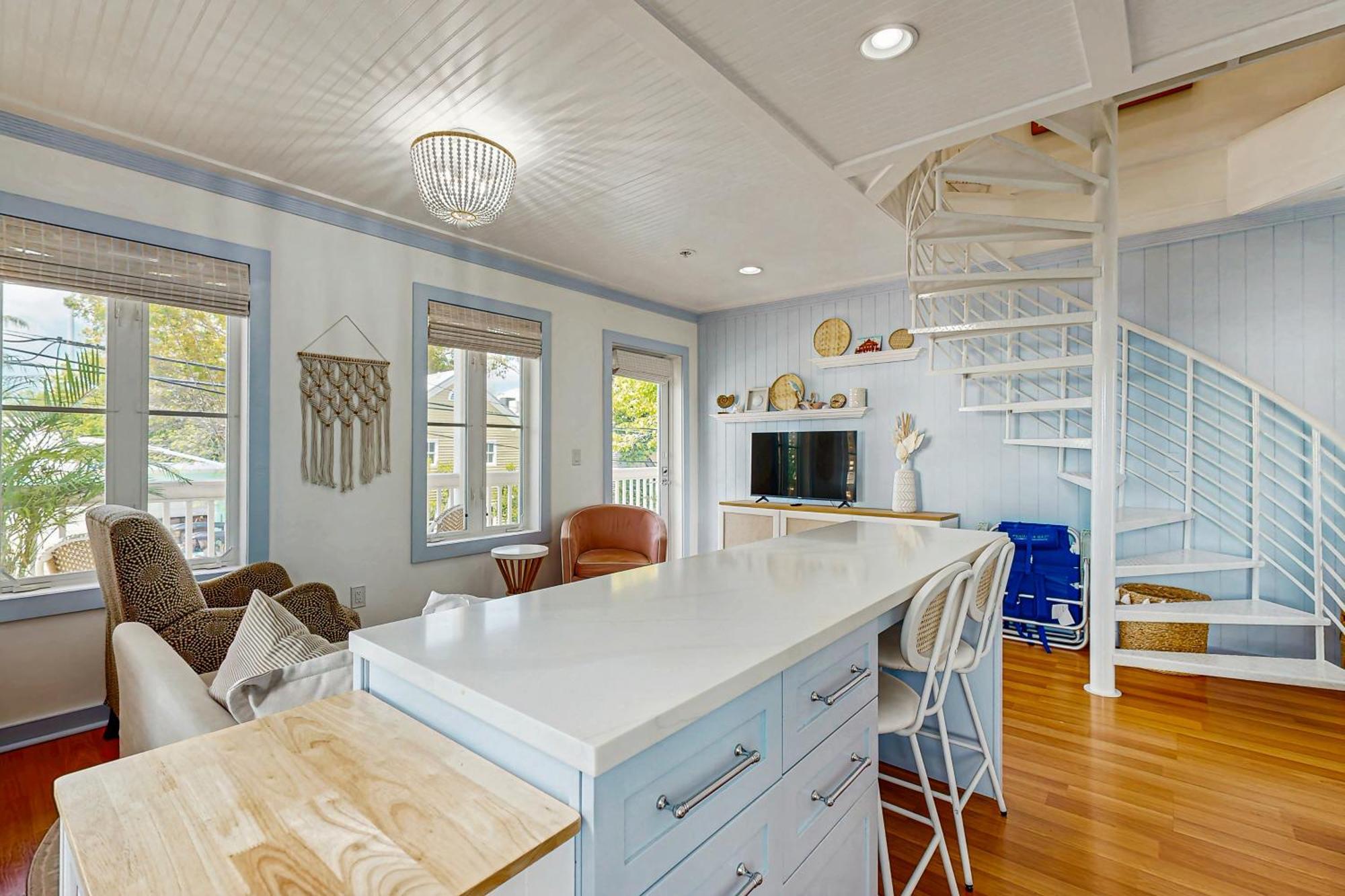Apartment Periwinkle Place